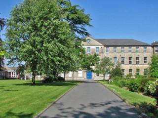 Colegios de Irlanda - St Angela's Secondary School - Waterford