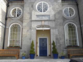 Midleton College